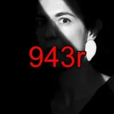 943r